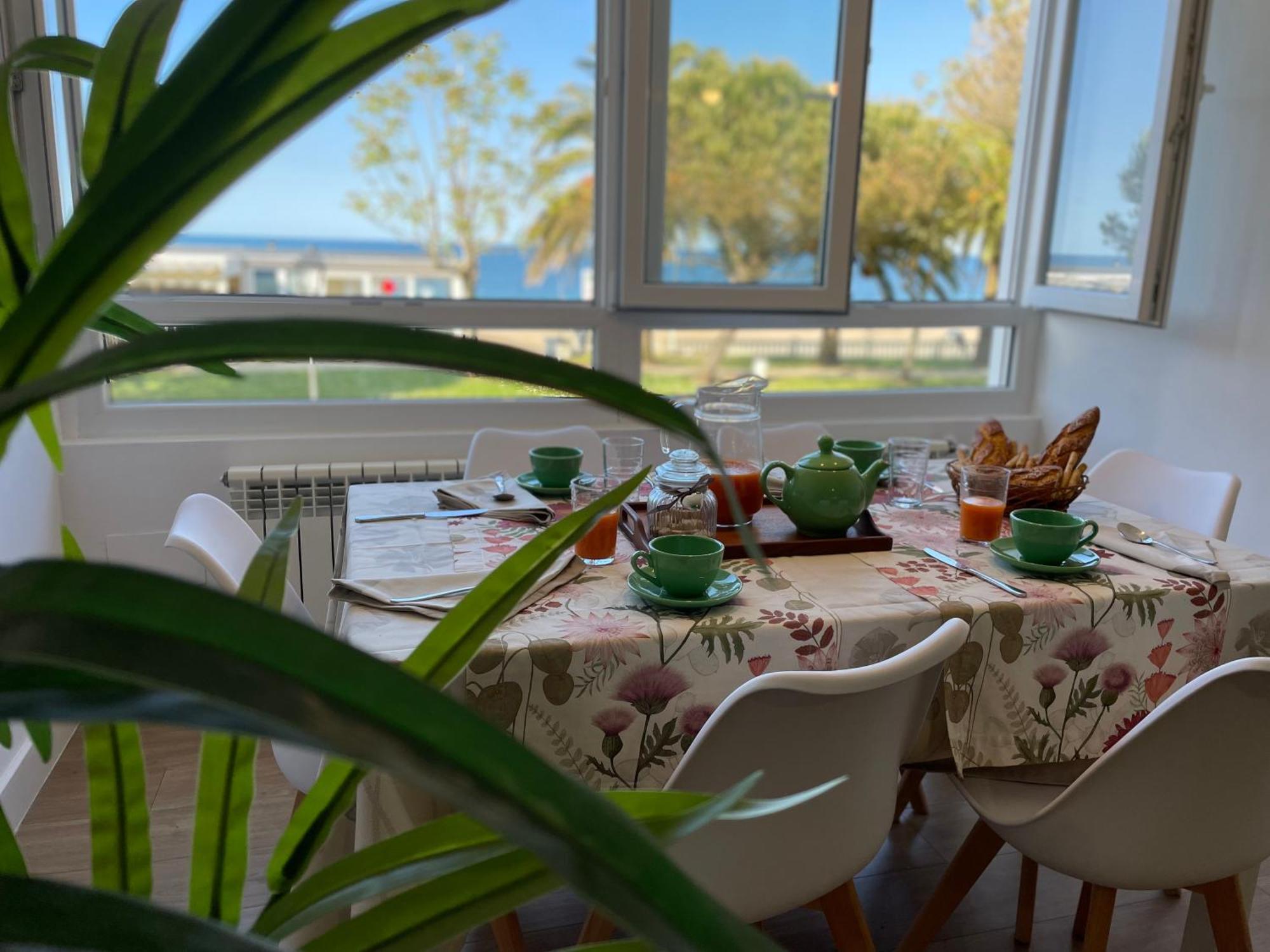 Apartamento Comillas Beach Ngoại thất bức ảnh